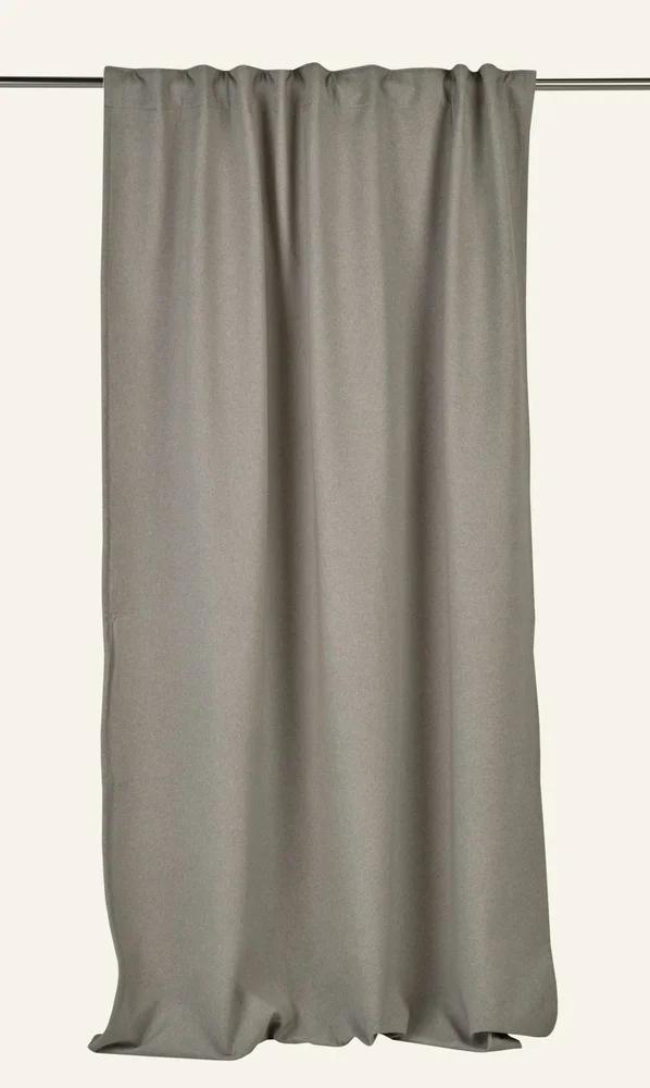 Lysdempende gardin sand – 140×220 cm v:7739495 Lysdempende gardin sand – 140×220 cm v:7739495