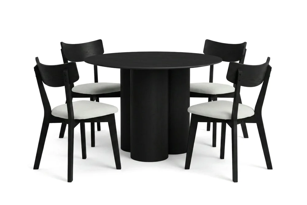 Juno spisegruppe 110 cm rund i svart med 4 Amelia spisestoler med pute v:4342497