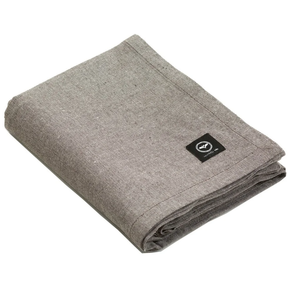 Hedvig Duk Behandlet 140×240 cm Chambray, Brun / Beige v:4959732 Hedvig Duk Behandlet 140×240 cm Chambray, Brun / Beige v:4959732